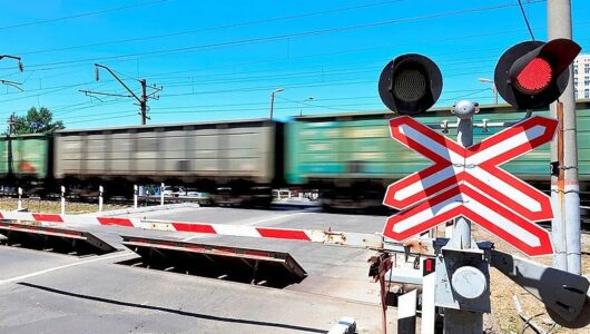 Штраф за проезд на железнодорожном переезде: что нужно знать водителям